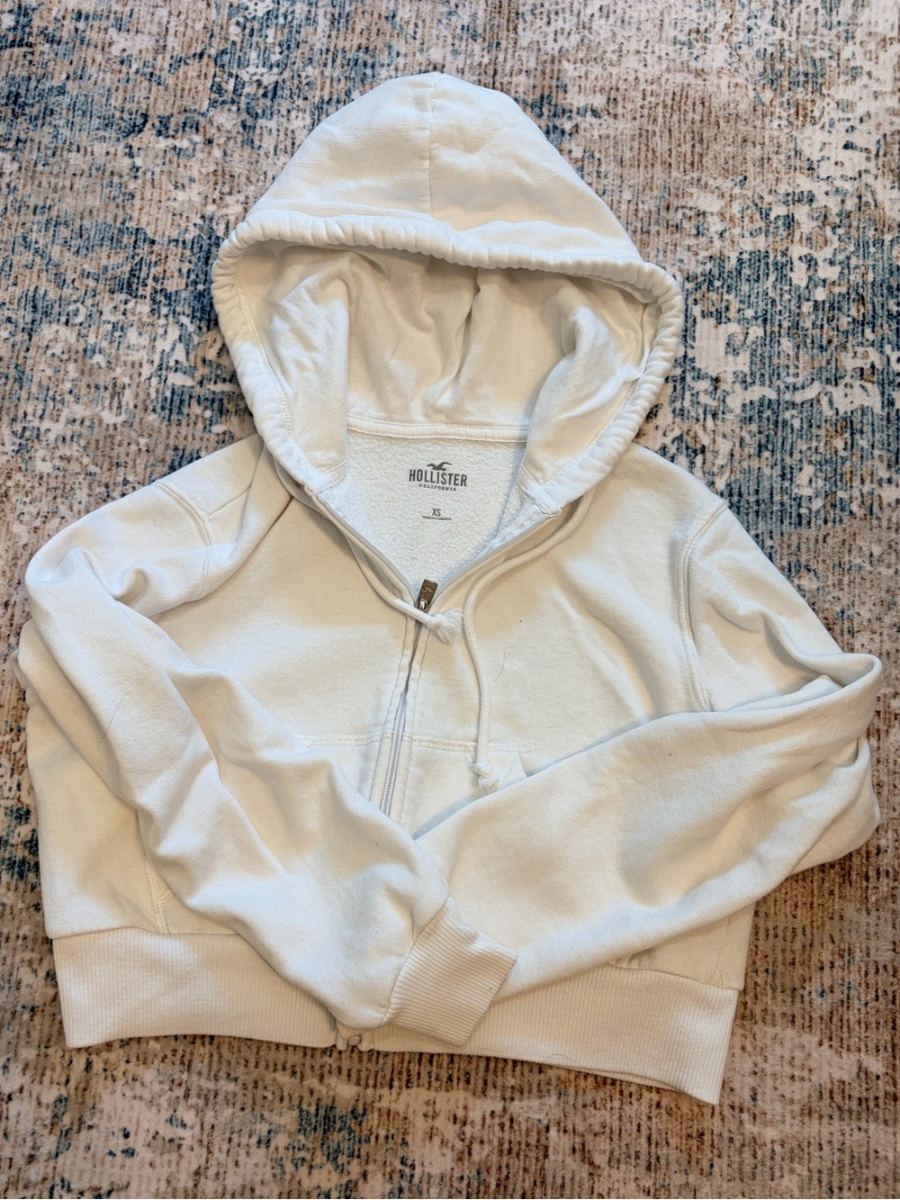 Hollister White Full-Zip Hooded Cropped Sweatshirt